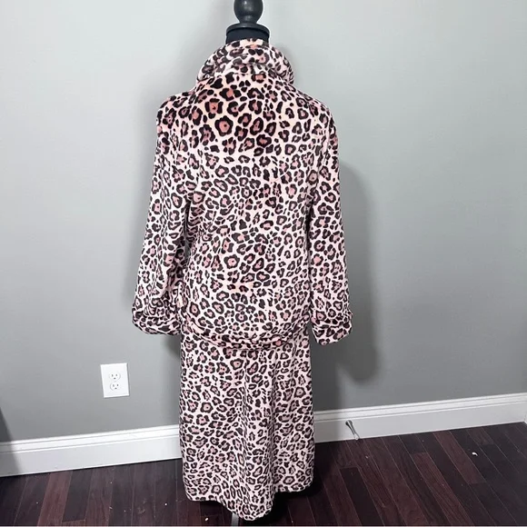 NWOT Jones New York Leopard Print Robe - Picture 3 of 8
